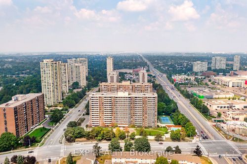 512-3 Lisa St, Brampton, ON, L6T4A2 | Card Image