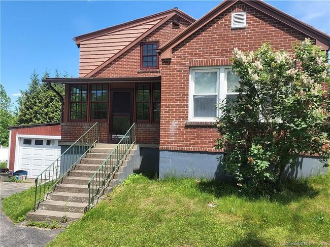 437 Putnam Rd, House other with 2 bedrooms, 2 bathrooms and null parking in Danielson CT | Image 4