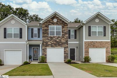 421 Sea Grit Court, Townhouse with 3 bedrooms, 2 bathrooms and 1 parking in Greer SC | Image 1