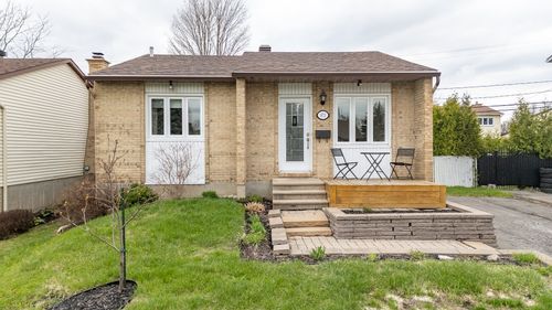 973 Rue Nicaise, Repentigny, QC, J5Y2B8 | Card Image