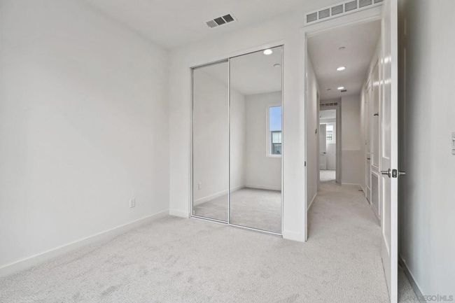 2581 Broom Ln, Townhouse with 4 bedrooms, 4 bathrooms and 2 parking in Carlsbad CA | Image 21