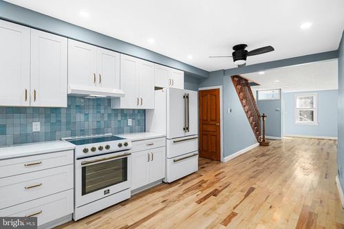 1152 S 15th St, PHILADELPHIA, PA, 19146-3141 | Card Image
