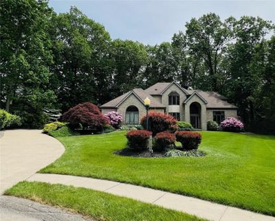 105 Palamino Cir, House other with 4 bedrooms, 3 bathrooms and 2 parking in Twp Of But Sw PA | Image 2