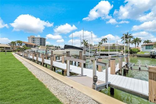 2-203-889 Collier Ct, MARCO ISLAND, FL, 34145-6571 | Card Image