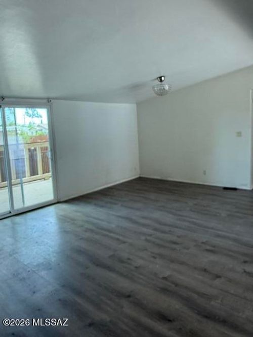 1317 W Allegheny Street, Tucson, AZ, 85705 | Card Image