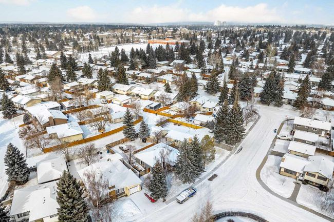 11468 Braniff Road Sw, Home with 4 bedrooms, 2 bathrooms and 4 parking in Calgary AB | Image 44