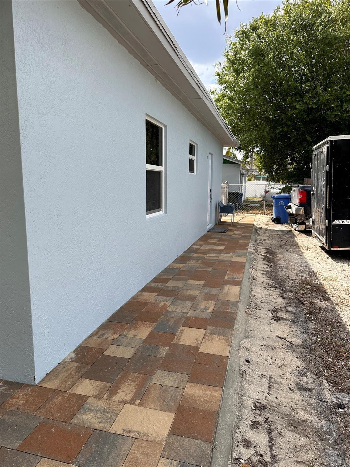 Residential Income in Oakland Park 4