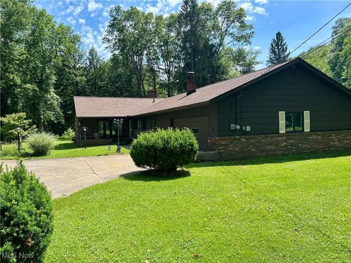 15021 Stillwater Dr, Novelty, OH, 44072-9580 | Card Image