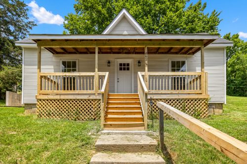 662 Pike St, Sadieville, KY, 40370-9316 | Card Image