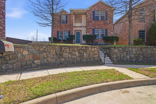 1246 Yukon Dr, Glenn Heights, TX, 75154-8827 | Card Image