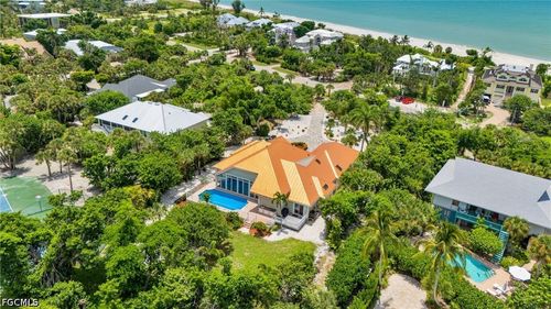4090 W Gulf Dr, SANIBEL, FL, 33957-5210 | Card Image
