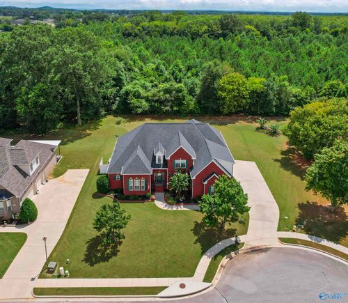 145 Misty River Ln Sw, Huntsville, AL, 35824-3123 | Card Image