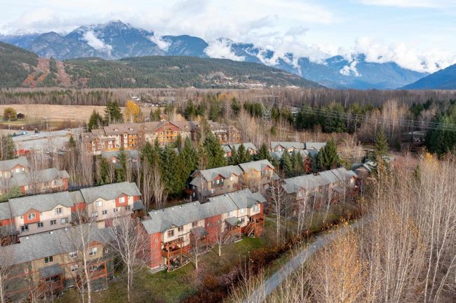 62 - 1450 Vine Road, Townhouse with 3 bedrooms, 2 bathrooms and 4 parking in Pemberton BC | Image 30