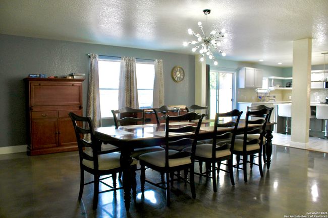 124 Hinge Path, House other with 3 bedrooms, 3 bathrooms and null parking in Cibolo TX | Image 10