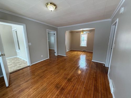 2319 4th St Ne, Minneapolis, MN, 55418-3432 | Card Image