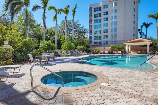 Meridian Pool / Hot Tub / Outdoor Grill | Image 50