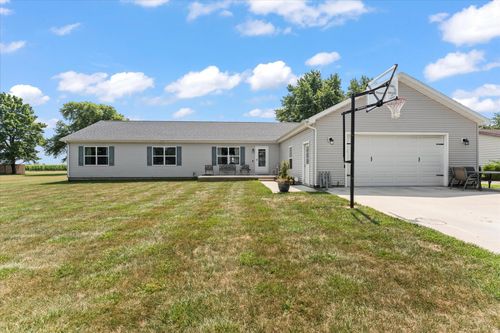 308 E Newton St, Mansfield, IL, 61854-6961 | Card Image