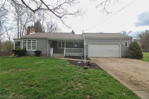 4071 Burgett Ln, Canfield, OH, 44406-9312 | Card Image