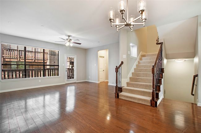 1511 Biltmore Ln, Townhouse with 3 bedrooms, 4 bathrooms and null parking in Irving TX | Image 4