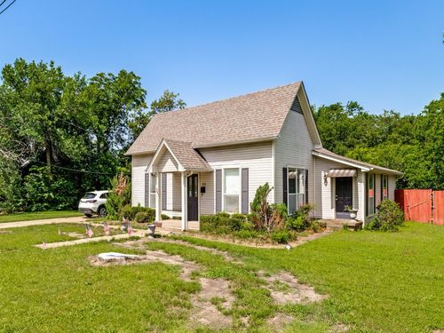 108 N Illinois St, Celina, TX, 75009-6203 | Card Image