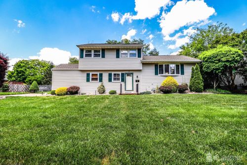 5 Overhill Rd, East Brunswick, NJ, 08816-4209 | Card Image