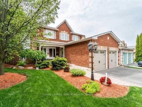 1144 Thimbleberry Cir, Oshawa, ON, L1K2H1 | Card Image