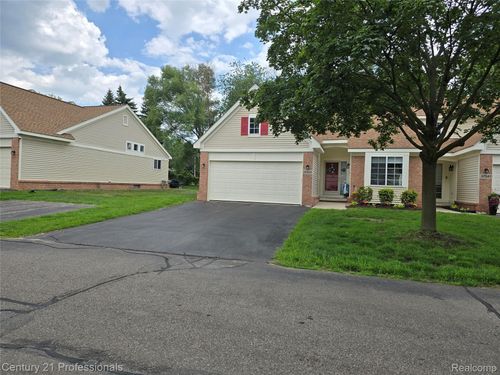 23-37329 Amhurst Dr, Westland, MI, 48185-7772 | Card Image