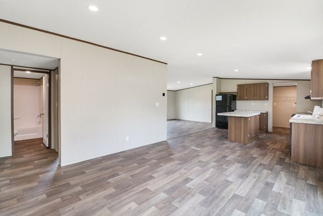 708 W 8 Th St, House other with 4 bedrooms, 2 bathrooms and 2 parking in Coleman TX | Image 10