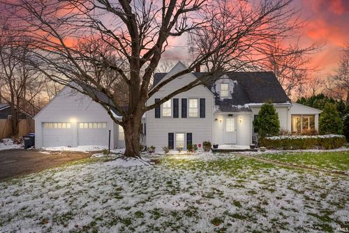 207 E Boulevard, Kokomo, IN, 46902-2208 | Card Image