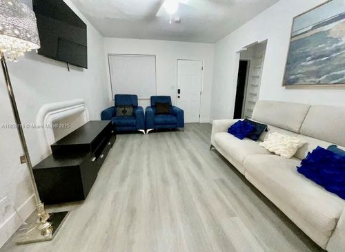 1-3318 Nw 19th Ave, Miami, FL, 33142-5444 | Card Image