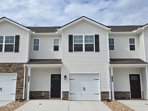 136 Holt Way, Blountville, TN, 37617-3601 | Card Image