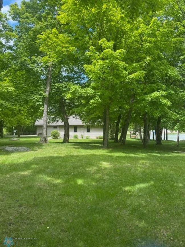 Beachfront NOTE: DNR will allow 50x50 clearing of lake - permit required | Image 17