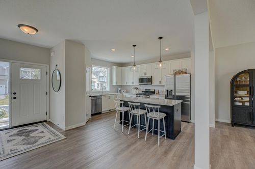 11422 34th St N, Lake Elmo, MN, 55042-7609 | Card Image