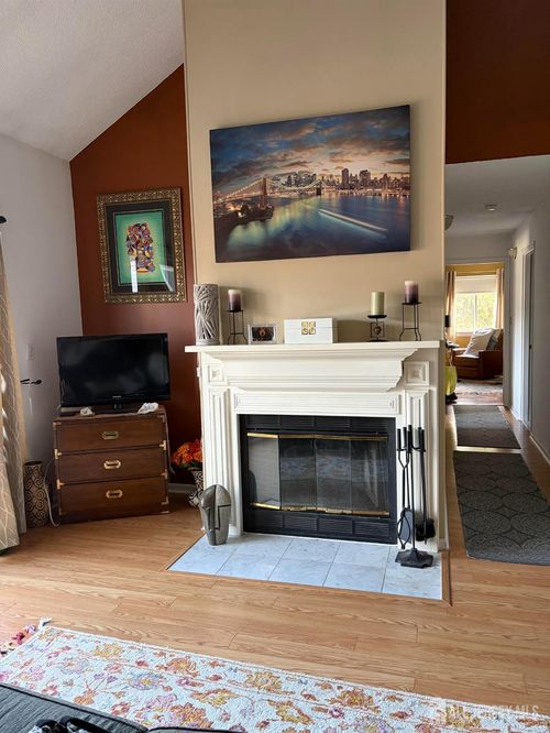 8408 Tamarron Dr, Plainsboro, NJ, 08536-4348 | Card Image