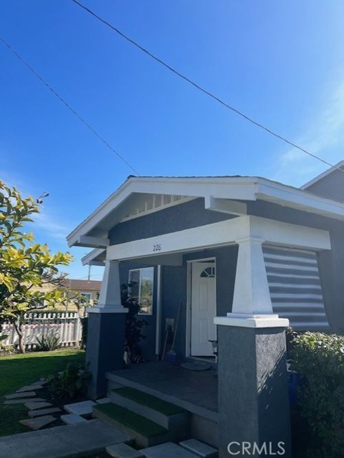 226 E Edinger Ave, Santa Ana, CA, 92707 | Card Image
