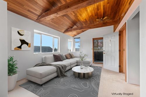 4535 Rupert St, Vancouver, BC, V5R2J4 | Card Image