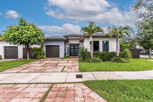 15901 Sw 136th Way, Miami, FL, 33196-1822 | Card Image