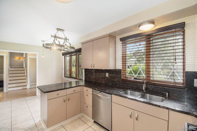 7374 Woodridge Rd, House other with 4 bedrooms, 2 bathrooms and null parking in West Bloomfield MI | Image 4