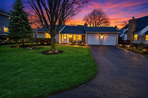 649 Wilbur Ct, Gurnee, IL, 60031-3132 | Card Image