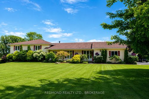 449 County Rd 2, Gananoque, ON, K7G2V4 | Card Image