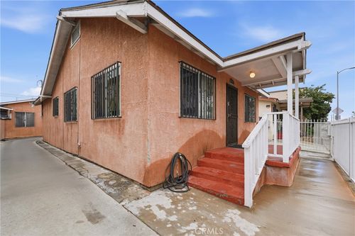 915 W Gage Ave, Los Angeles, CA, 90044-5415 | Card Image