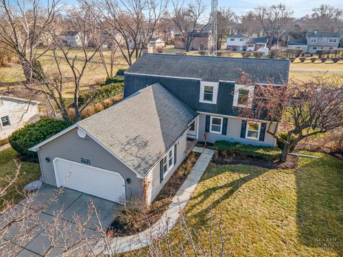669 E Carpenter Dr, Palatine, IL, 60074-3707 | Card Image