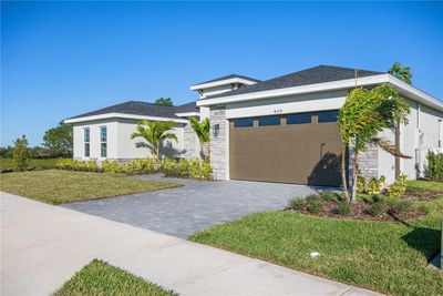 839 Waterfern Trail Drive, House other with 4 bedrooms, 3 bathrooms and null parking in Auburndale FL | Image 2