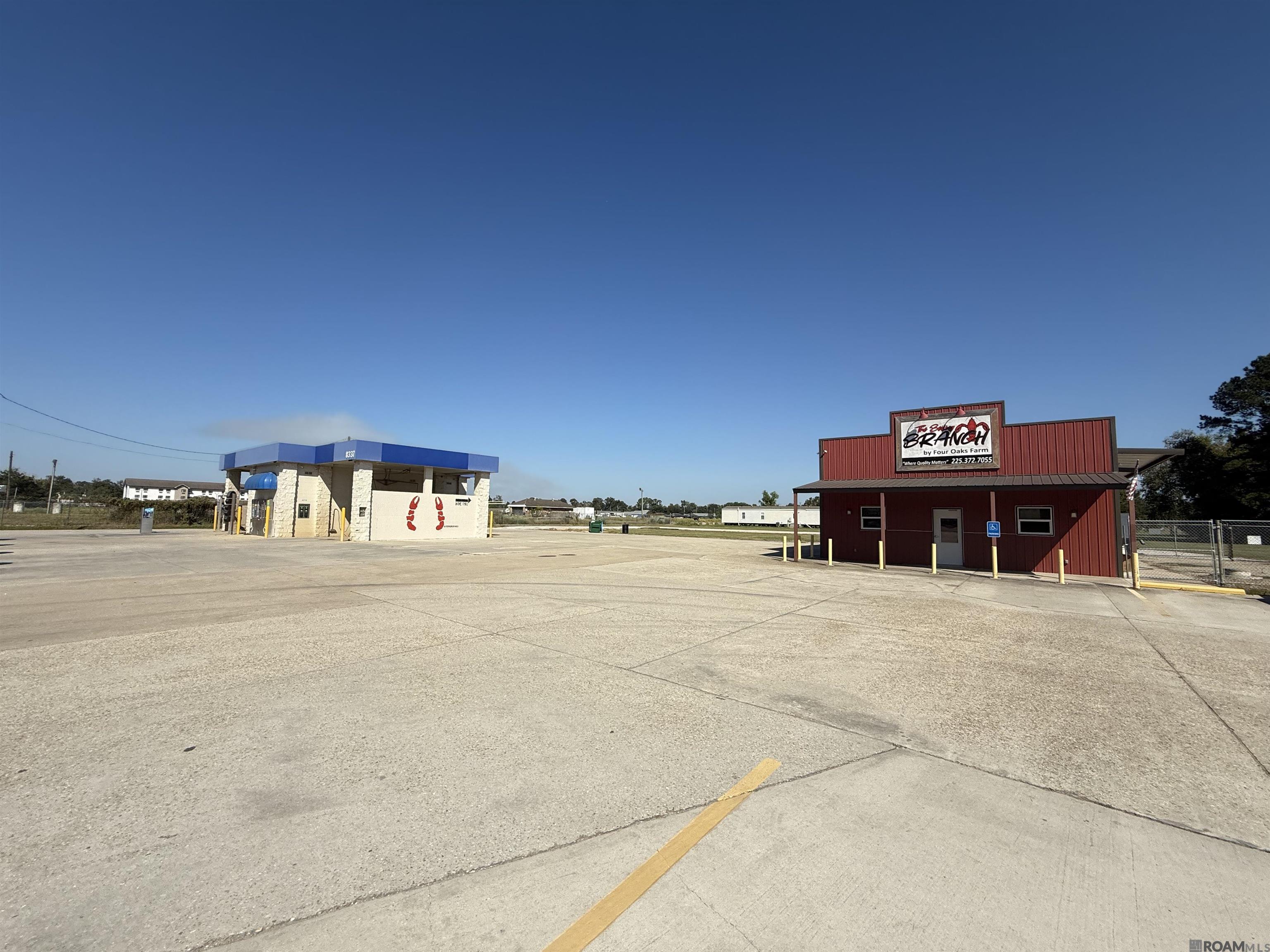 8337 Airline Hwy, Livonia, LA 70755