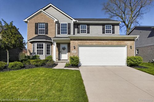 8871 Dover Ave, Livonia, MI, 48150 | Card Image