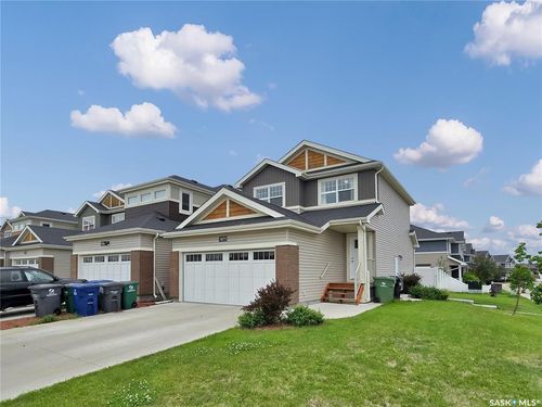 1071 Kolynchuk Cres, Saskatoon, SK, S7T0V7 | Card Image