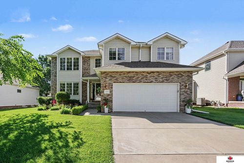 8221 Katrina Lane, Lincoln, NE, 68512 | Card Image