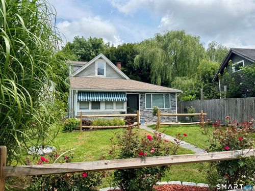 58 Union St, Deep River, CT, 06417-1733 | Card Image