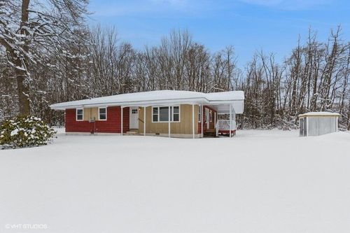 69034 42nd Ave, Covert, MI, 49043-8747 | Card Image