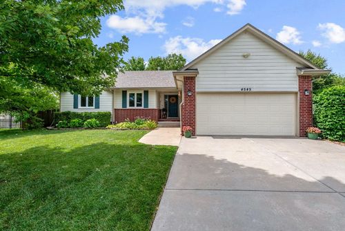 4545 N Rushwood Ct, Bel Aire, KS, 67226-1478 | Card Image
